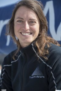 Justine Mettraux à lArrivée du Vendée-globe 2016/2017