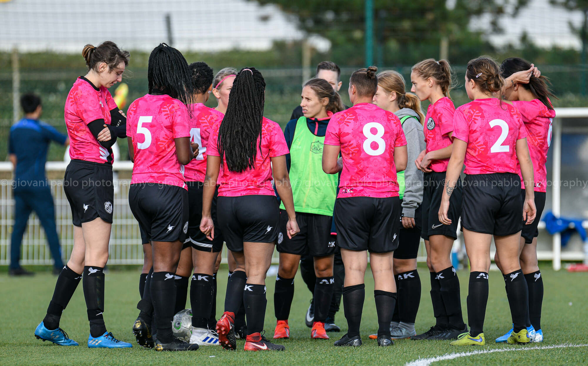 Alké, la marque vestimentaire pour les femmes fait son octobre rose