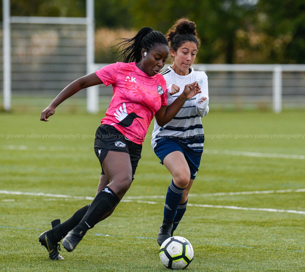 Alké, la marque vestimentaire pour les femmes fait son octobre rose