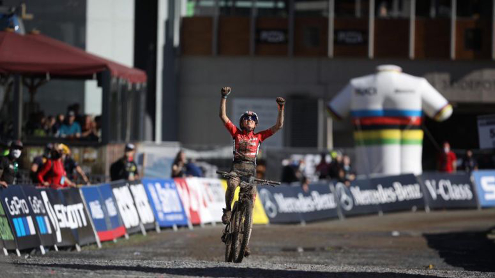 Mona Mitterwallner sacrée devenue championne du monde de VTT cross country juniors