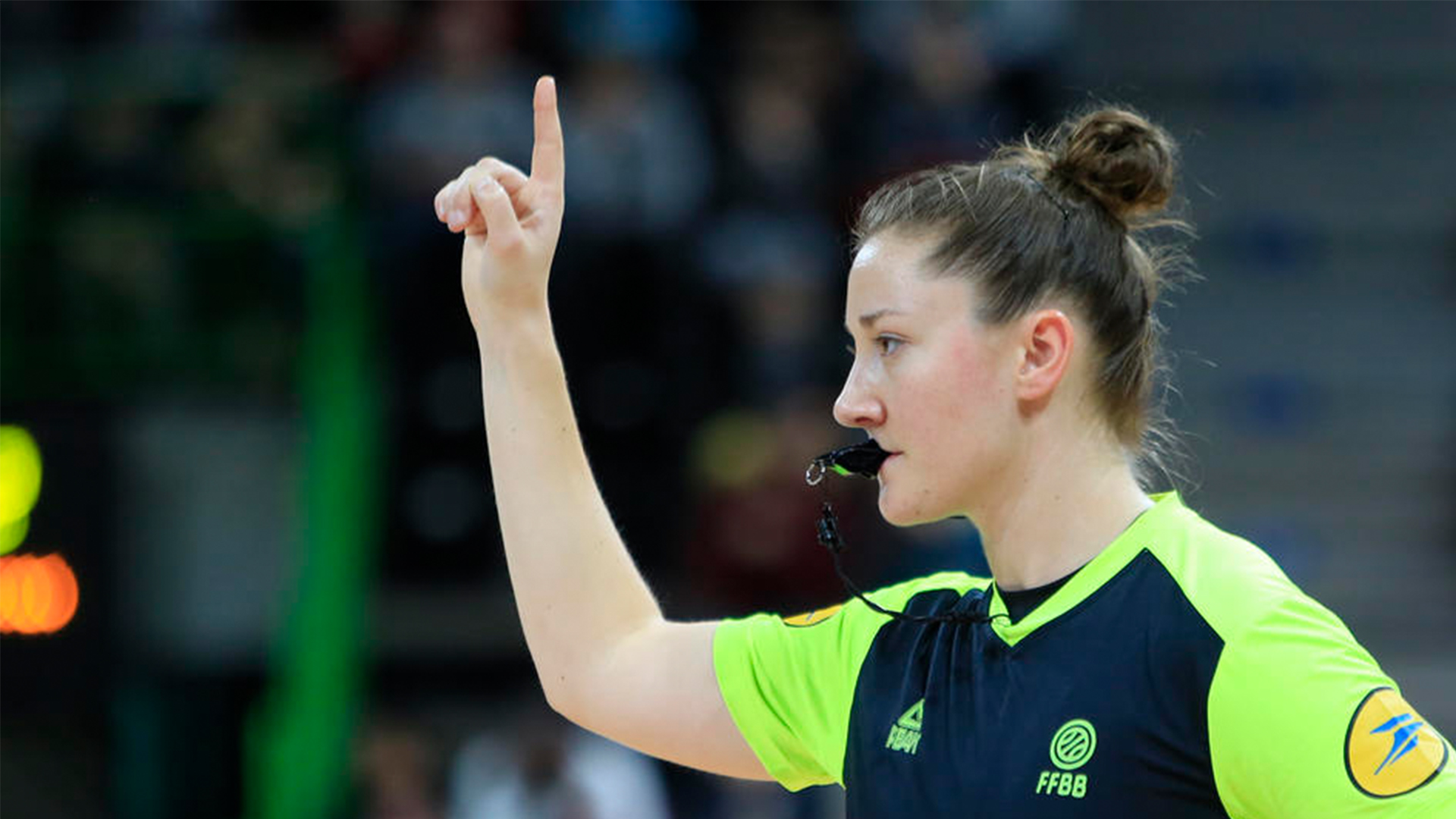 Laure Coanus devient arbitre internationale de basket