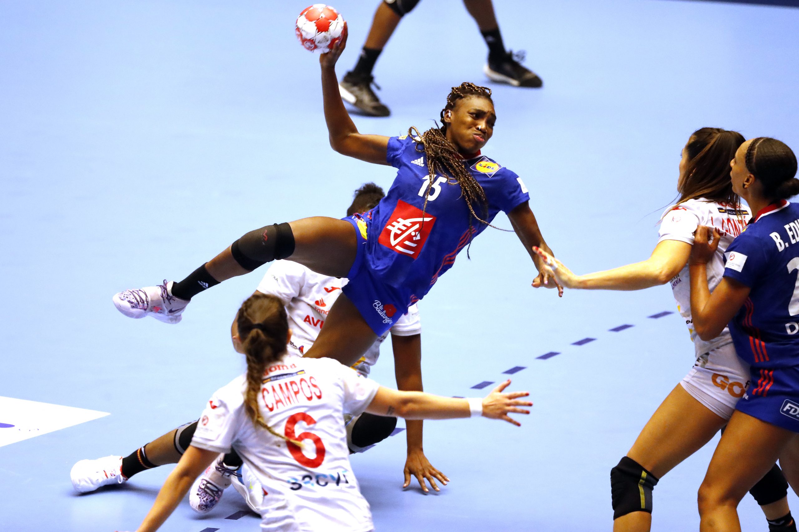 Euro de handball : Les Bleues rejoignent les demi-finales en battant la Suède