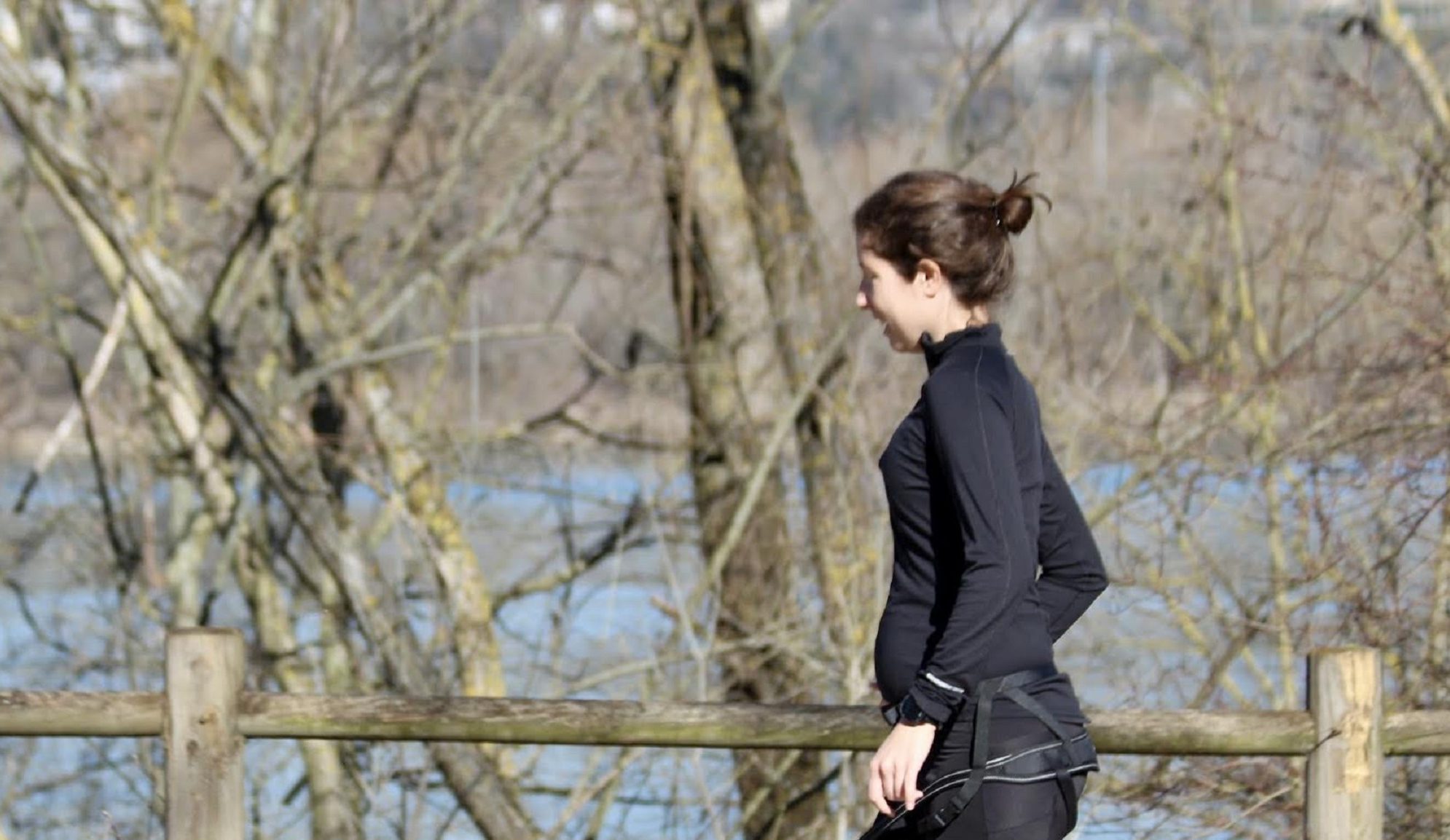 Sara va prendre le départ de l'Harmonie mutuelle semi de Paris