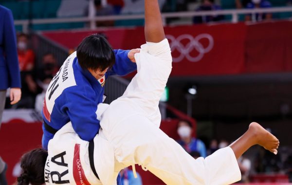 Madeleine Malonga, renversée, prend la médaille d'argent