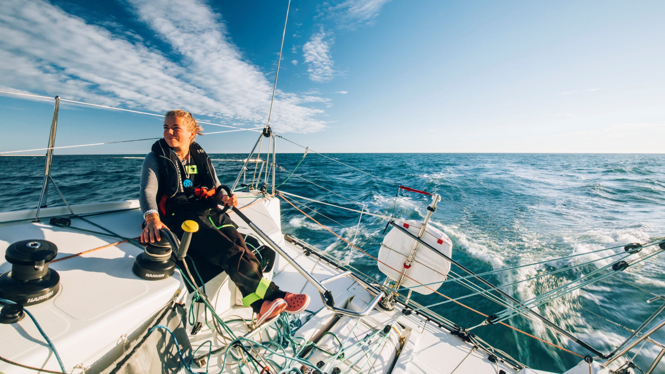 Charlotte Yven est une bizuth sur la Solitaire du Figaro.