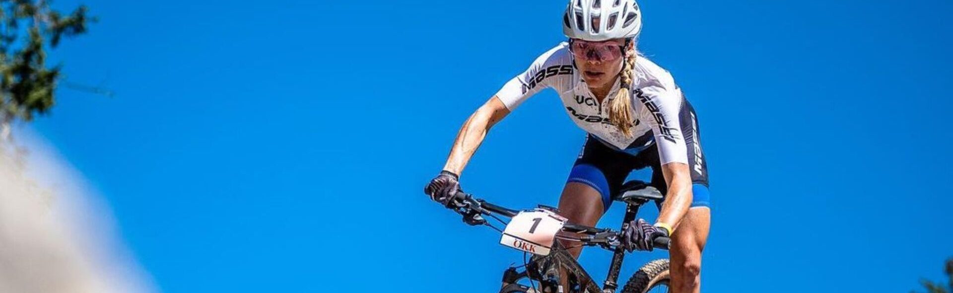 Loana Lecomte, quatrième à Lenzerheide, remporte la Coupe du monde de VTT.