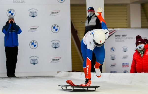 Agathe Bessard espère prendre le départ de la course lors des Jeux d'Hiver de Pékin