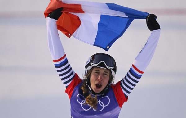 Chloé Trespeuch remporte la médaille d'argent des Jeux olympiques de Pékin