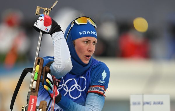 La France avait rendez-vous avec le relai femme en biathlon des JO de Pékin