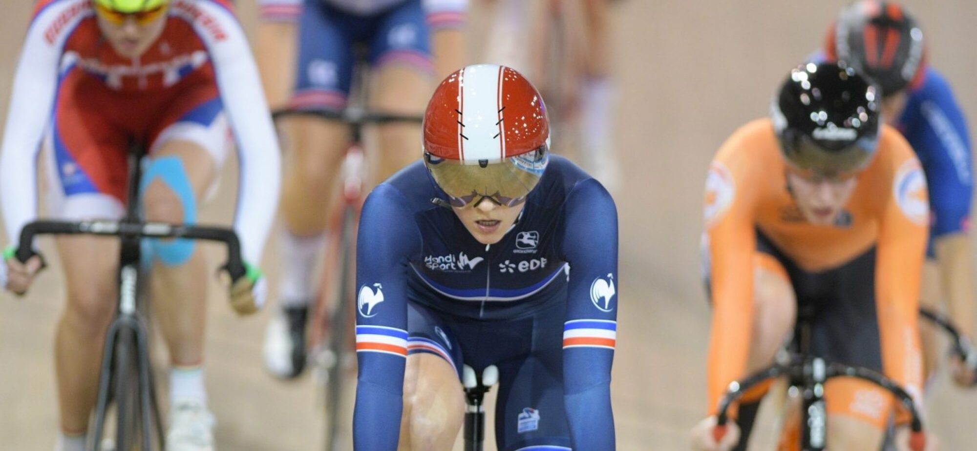 Marie Patouillet établit le nouveau record du monde en cyclisme handisport