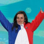 Marie Bochet savoure sa médaille d'argent en para ski aux Jeux olympiques de Pékin