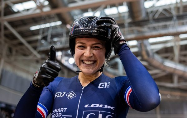 Mathilde Gros après sa victoire en Keirin