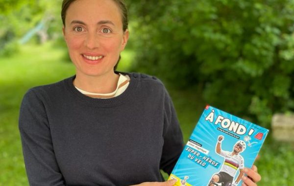 Myriam Alizon présent son magazine À fond !