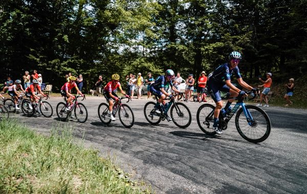 le sport féminin est de plus en plus présent à la télévision, c'est notamment le cas grâce au retour du Tour de France