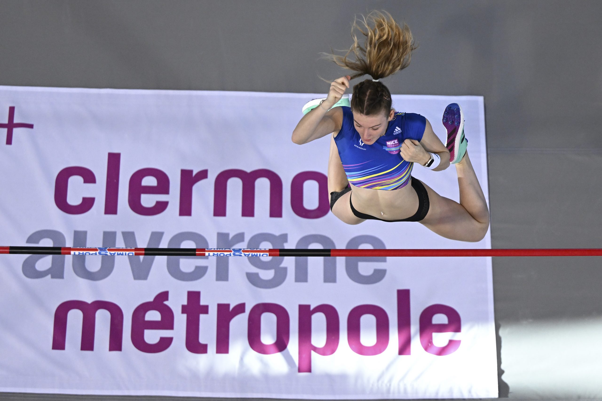 Margot Chevrier, leader de la perche française a décroché le titre de championne de France en salle à Aubière, le 18 février.