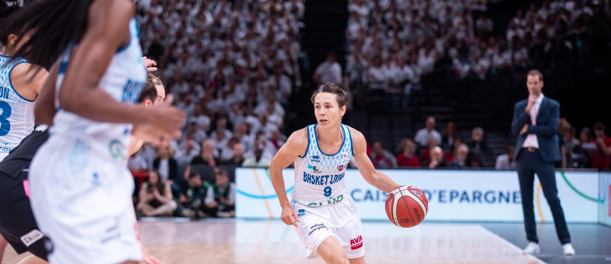 Céline Dumerc a annoncé sa retraite. Elle terminera sa carrière à Basket Landes.