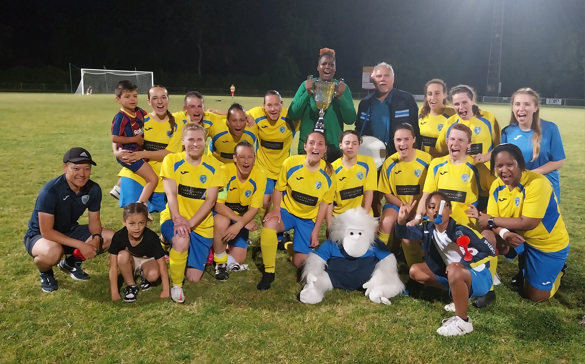 Le club de football tourangeau du FASS, finaliste du Prix Sensationnelles, vise une féminisation à 360°. Crédit photo : FASS