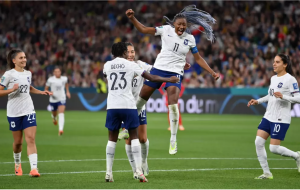 Les shorts de l'équipe de France de football ont eux aussi évolué comme le prouve ce nouveau short pour la Coupe du monde