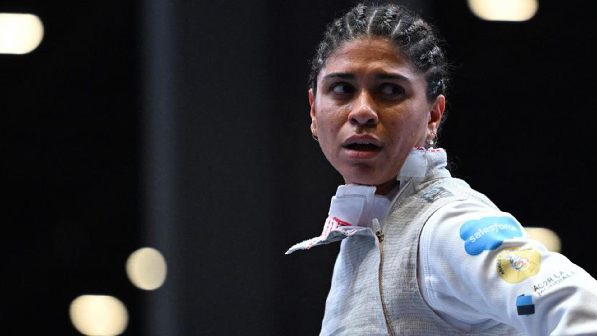 La fleurettiste française Ysaora Thibus, grande chance de médaille pour l’escrime française aux JO 2024 de Paris, a été suspendue après avoir été contrôlée positive au dopage. Elle «nie tout acte intentionnel de dopage». - PHOTO AFP